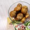 Печеная картошка в духовке с начинкой из грибов